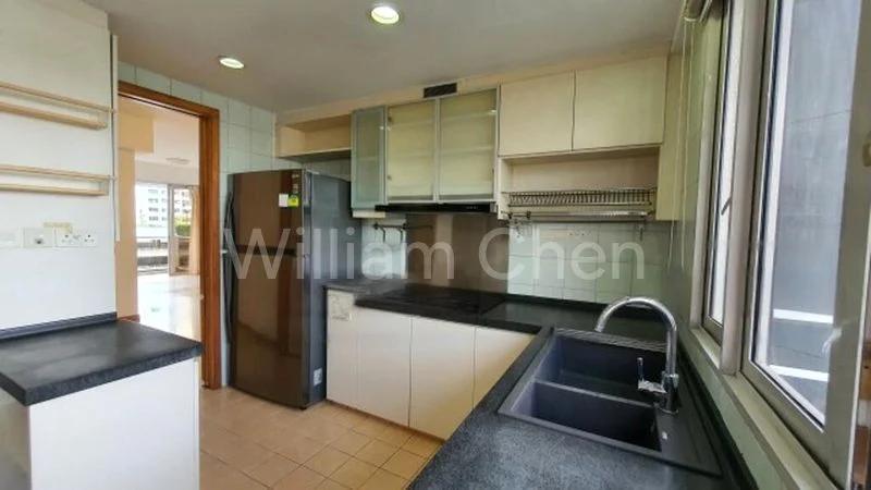 3 Bed Condo for Rent in  Le Crescendo - Image 5